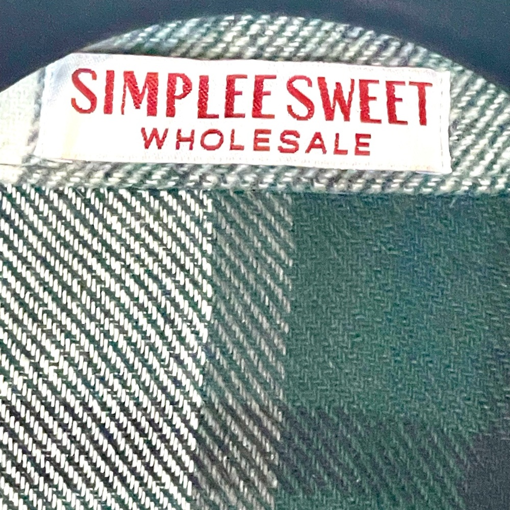 Simplee Sweet green and white plaid flannel button up - Picture 5 of 5